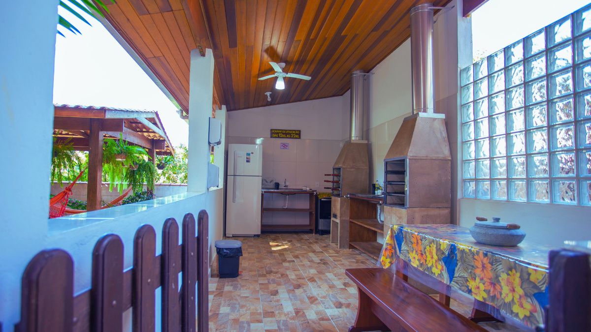 Área gourmet com churrasqueira